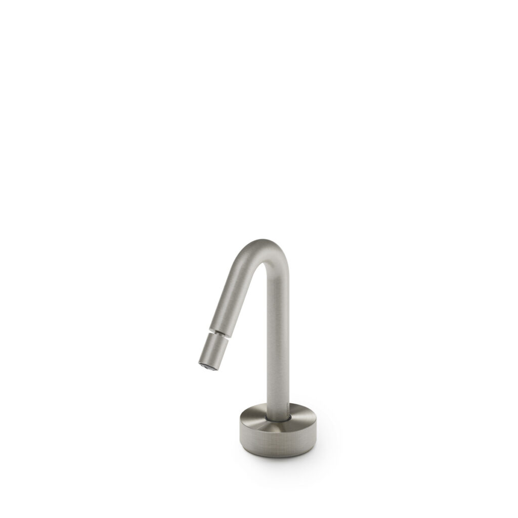 RE008 amphora design, amphora faucets